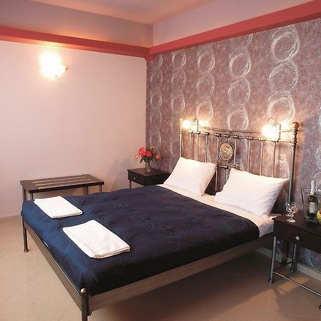 Niriides Beach Hotel ريثيمنو المظهر الخارجي الصورة