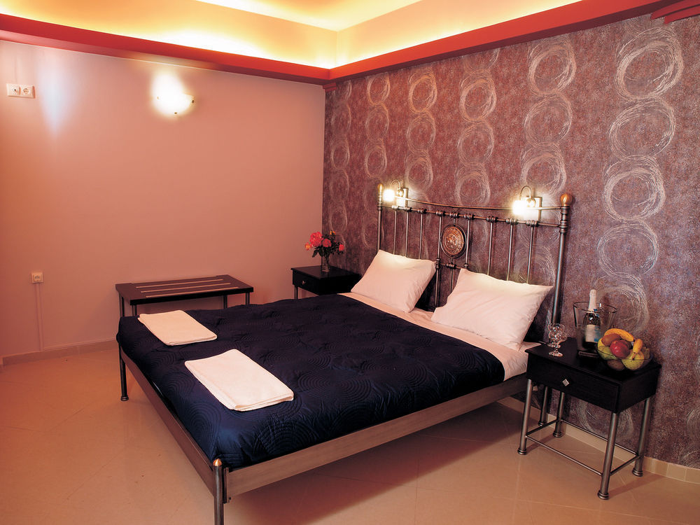 Niriides Beach Hotel ريثيمنو الغرفة الصورة