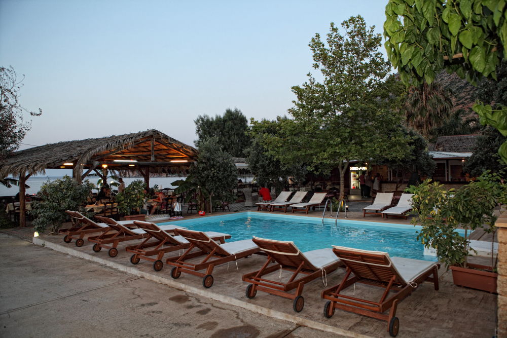 Niriides Beach Hotel ريثيمنو المرافق الصورة