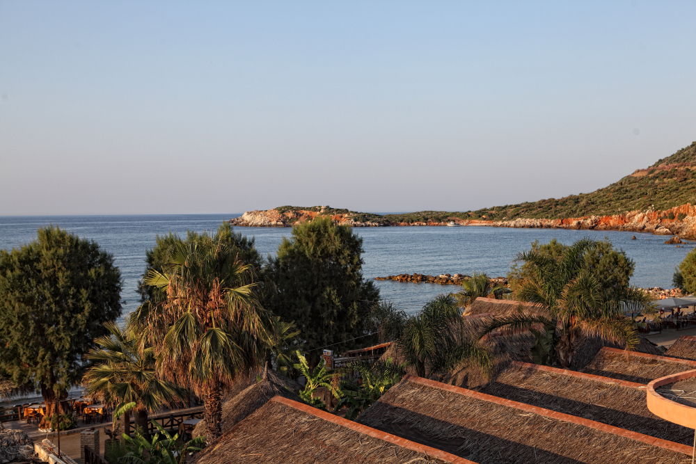 Niriides Beach Hotel ريثيمنو المظهر الخارجي الصورة