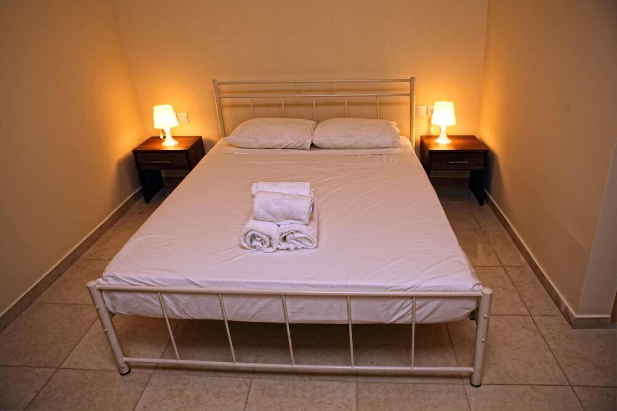Niriides Beach Hotel ريثيمنو الغرفة الصورة