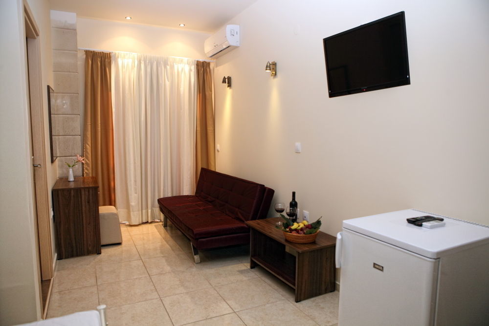 Niriides Beach Hotel ريثيمنو الغرفة الصورة